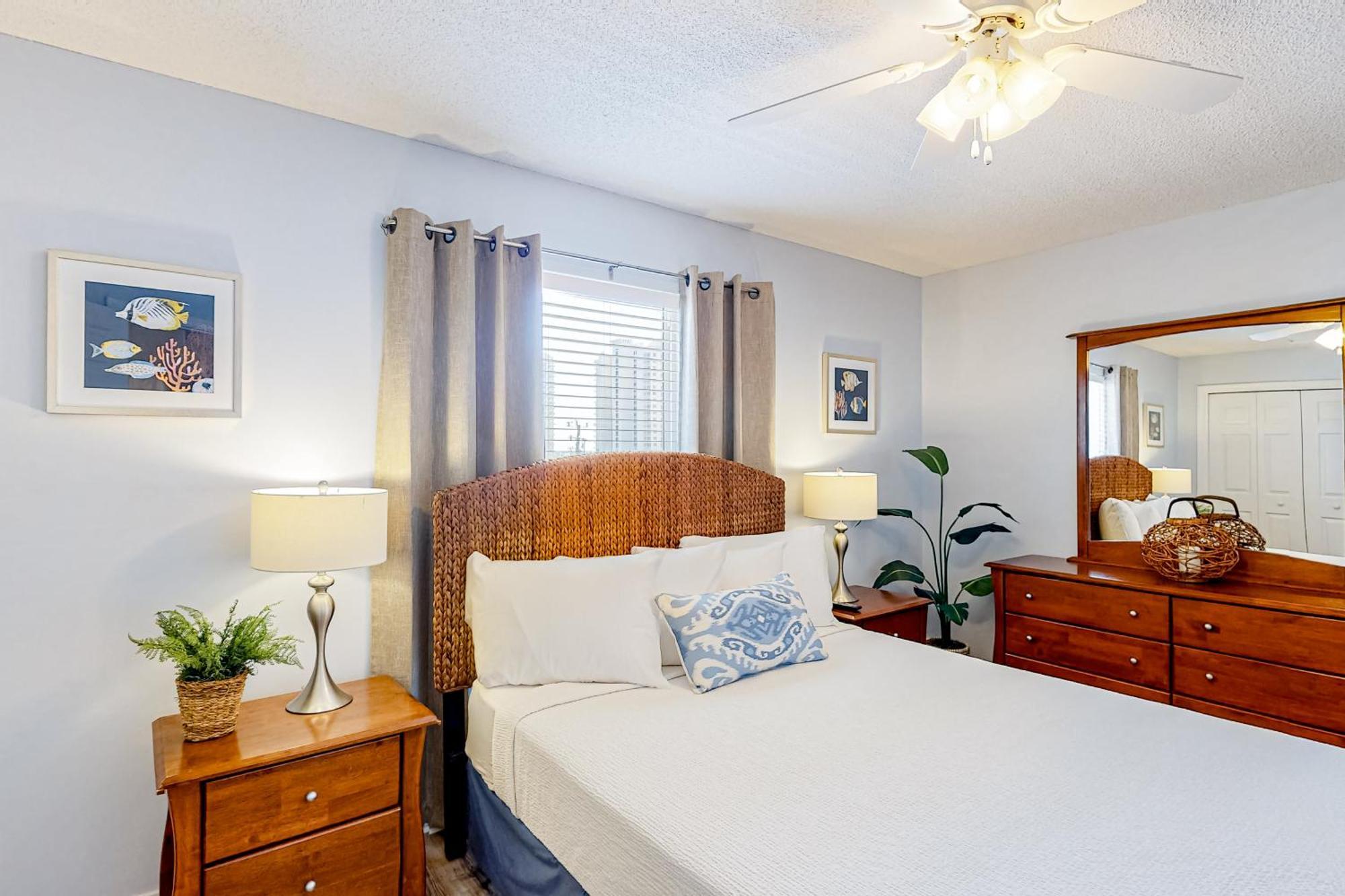 Gulf Island Condos II Navarre Room photo